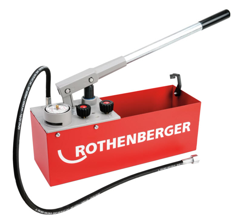 Präzisionsprüfpumpe RP 50-S von der Marke Rothenberger durch praktische-werkzeuge Präzisionsprüfpumpe RP 50-S von der Marke Rothenberger durch praktische-werkzeuge im Einsatz in der Haustechnik-Branche