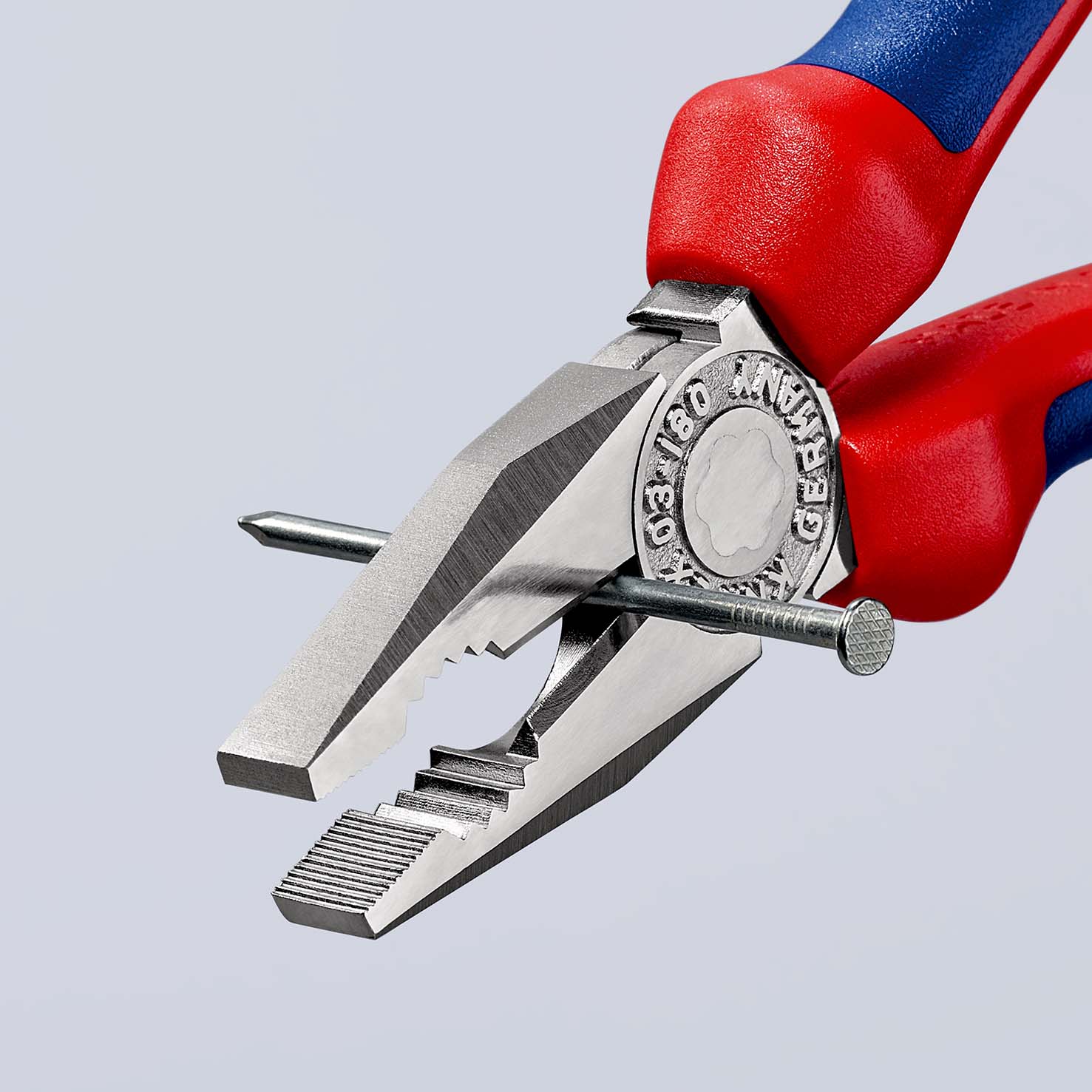 Einfaches Arbeiten mit Kombizange-Knipex von praktische Werkzeuge